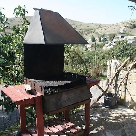 Gite A La Ferme Dans Les Gorges Du Tarn Ispagnac